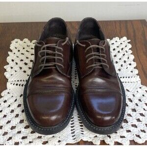 Vintage Bass Men’s Reddish Brown Lace Up Dress Shoes Size US 8 Cape Toe